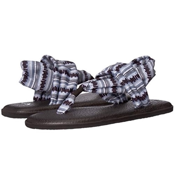 Sanuk Shoes - Sanuk Yoga 2 Black+White Island Stripe Sandal